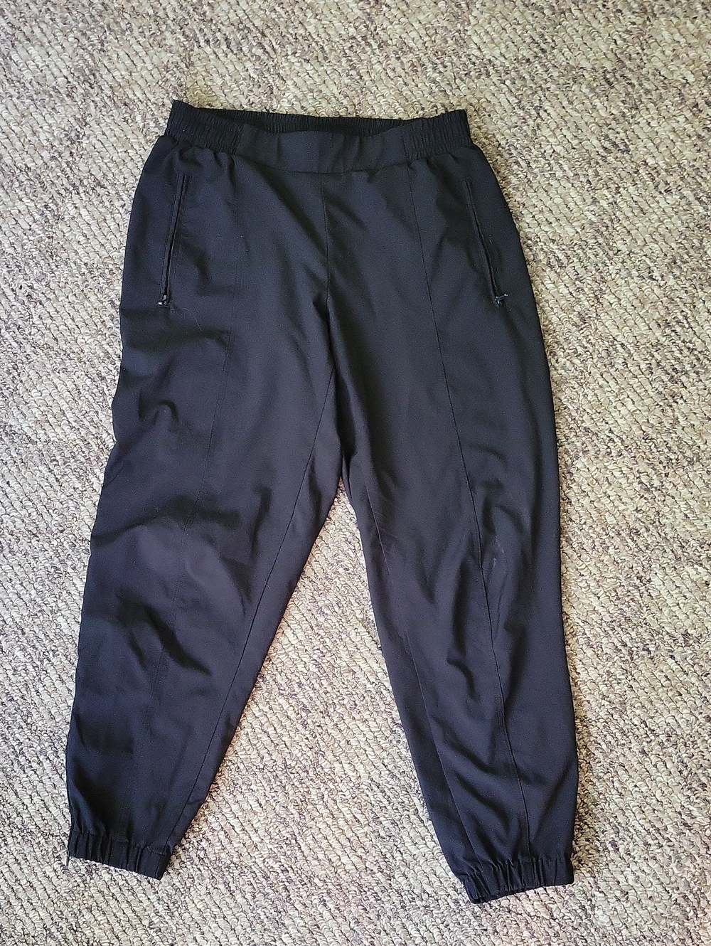Women's Black Slim-Fit Jogger Calf-Length with Elastic Cuffs